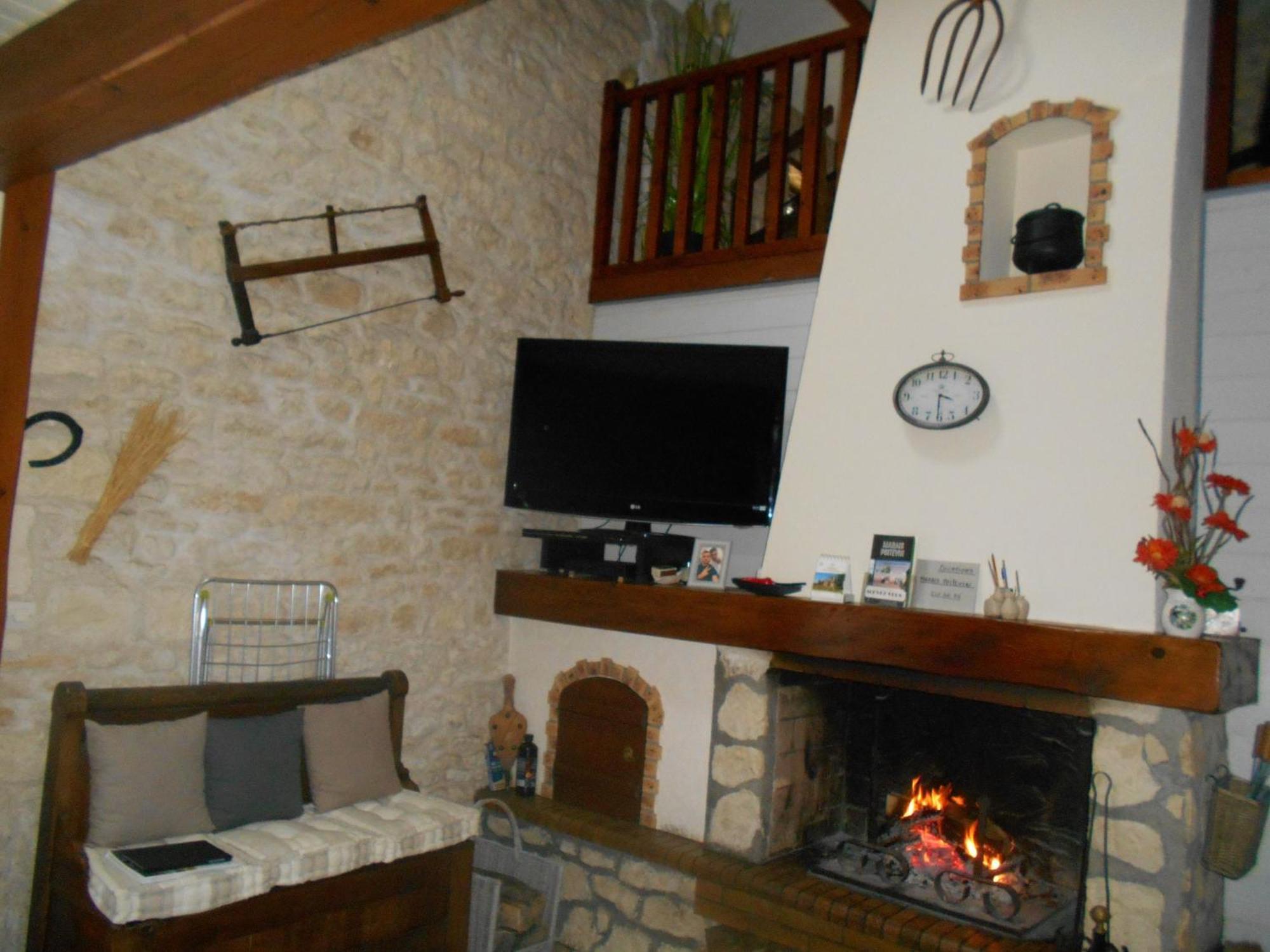 Marais Poitevin Bord Riviere Peche ,Barque, Velos, Wifi, Linge, Cheminee, Cuisine, Terrain De Boules La Taillee Εξωτερικό φωτογραφία